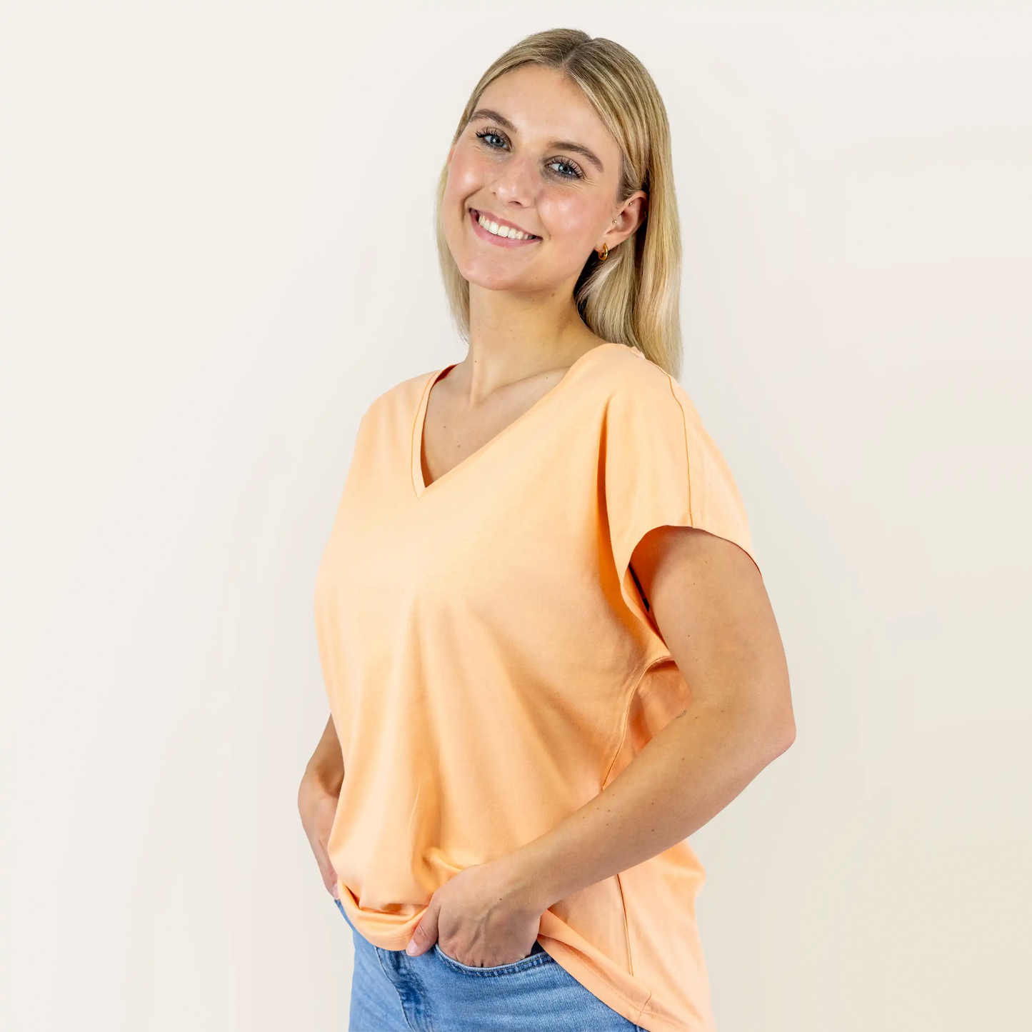 Loose Fit Damen V-Shirt